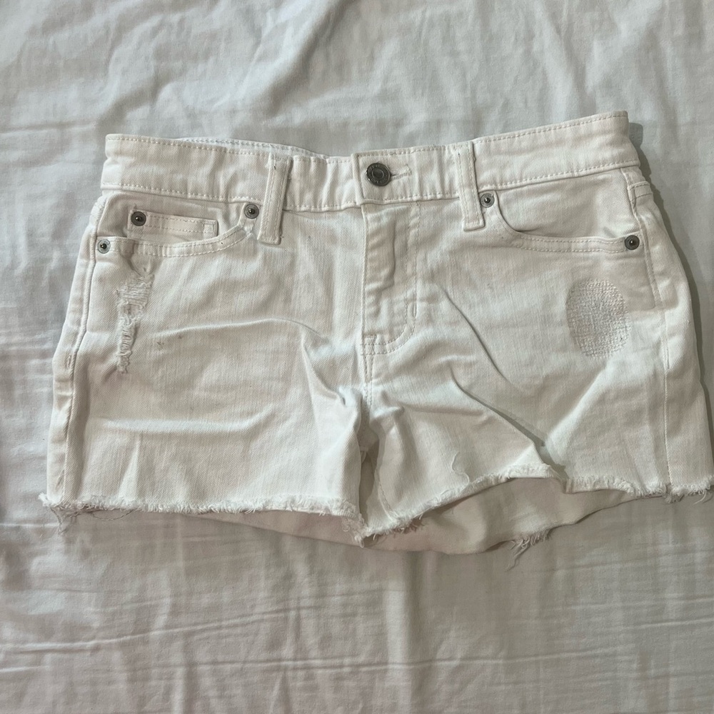 Short White jeans